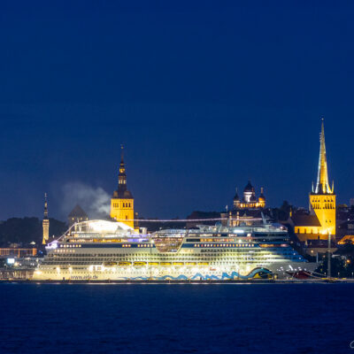 linn, Laev, Reisilaev, Kruiisilaev, aida cruises, diva, kirikutornid, öine tallinn, toompea